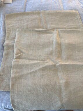 Pottery Barn Belgian Flax Linen Pillow Covers in Flax 24" NWOT